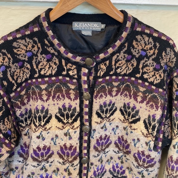 Icelandic Design Wool Lotus Knit Sweater Jacket - Picture 3 of 8